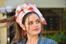Amazing Floral White Red