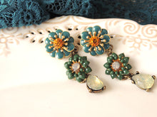 Ethnic Vintage Green Flowers