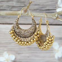 Beautiful Beads Crescent