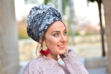 Neta Greys Lace Tichel