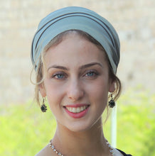 Green/Grey Stretched Satin Sinar