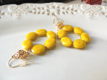 Circle Yellow Hanging earrings
