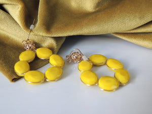 Circle Yellow Hanging earrings