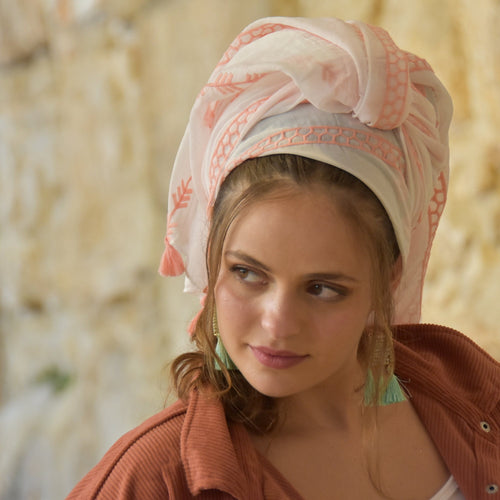 Amazing Soft White Peach