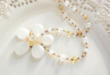 White Flower Beaded Necklace