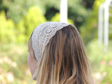 Cream Stretchy Lace Headband